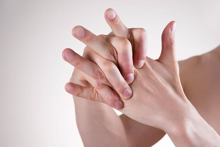 Medical Mythbuster: Does Cracking Your Knuckles Cause Arthritis?