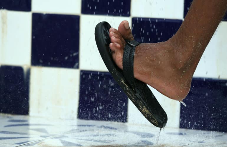 Medical Mythbuster: Can Wearing Flip-Flops Protect Against Athlete’s Foot?