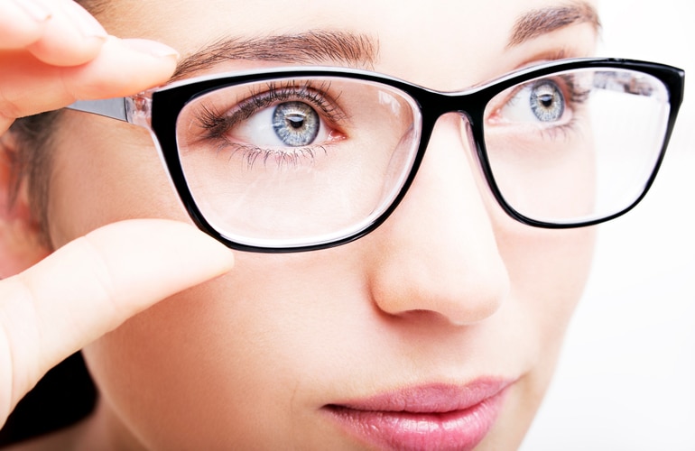 How to Choose Eyeglasses that Suit Your Face