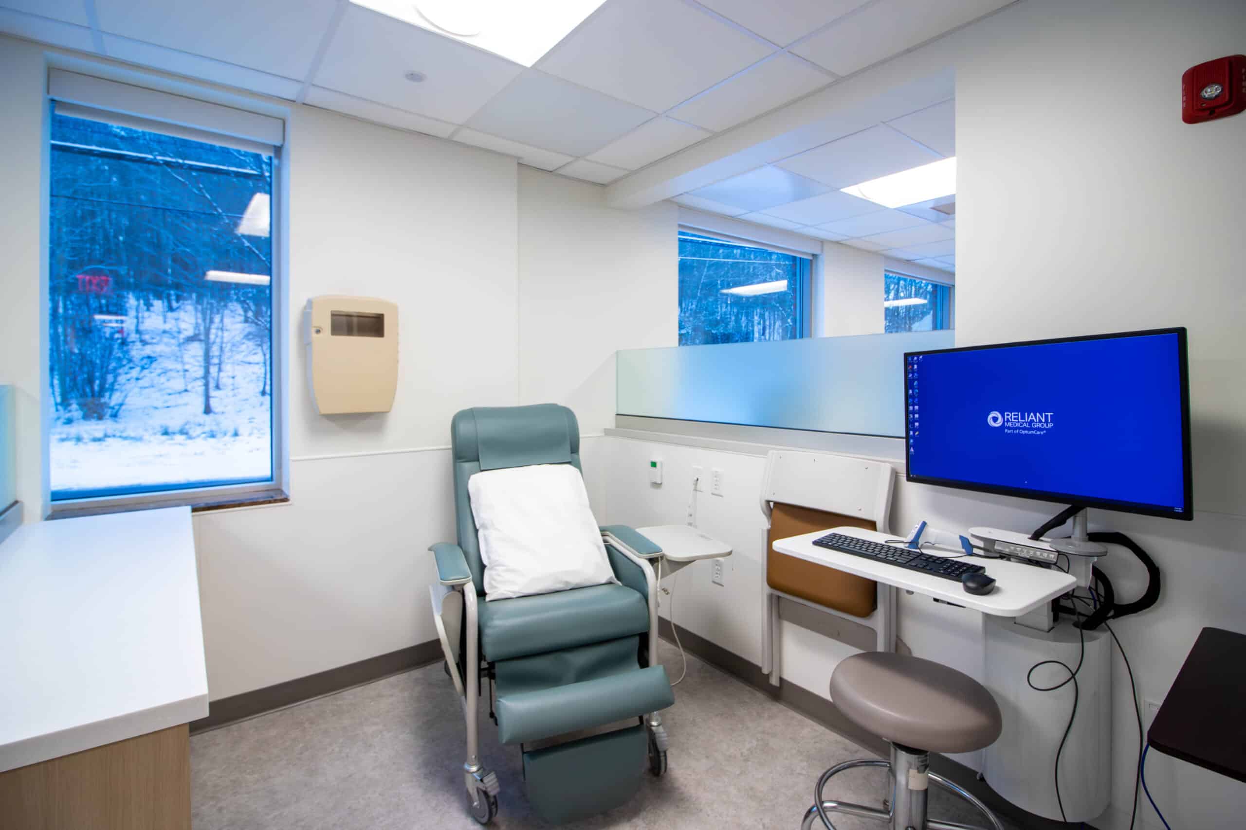 New Oncology & Infusion Center Opens in Southborough - Reliant Medical Group